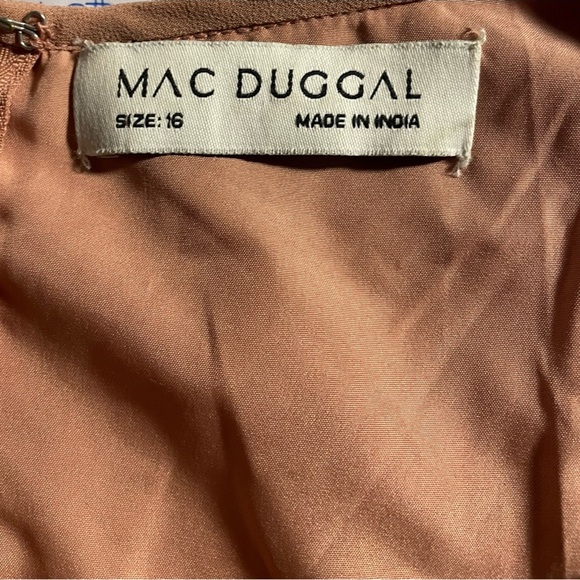 19. MacDuggal Gown, Blush Pink, Size 16, worn once - Picture 5 of 6